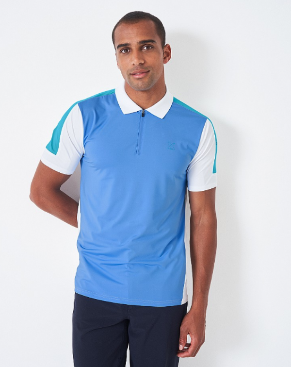 Kombinasi blok warna dengan tampilan dinamis